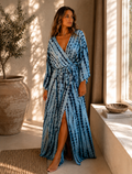 Kimono i viskos – Blå Tie-Dye (One Size)